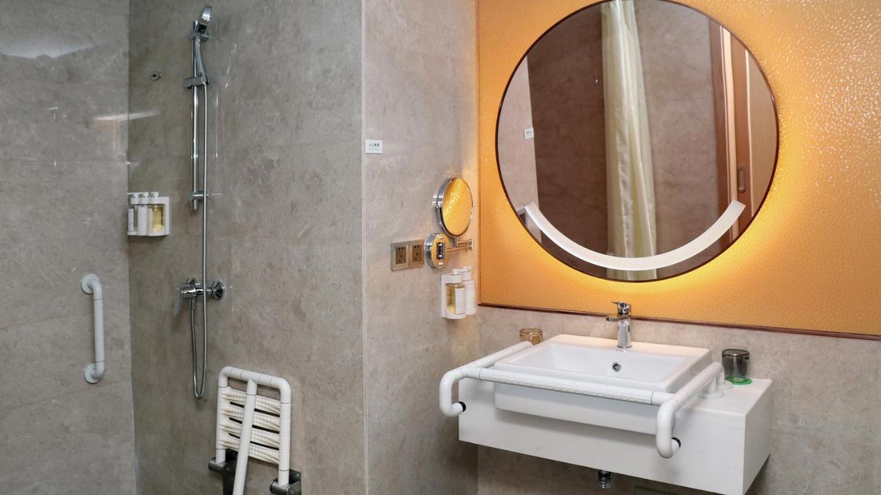 Holiday Inn Luzhou Longjian By Ihg Exteriör bild